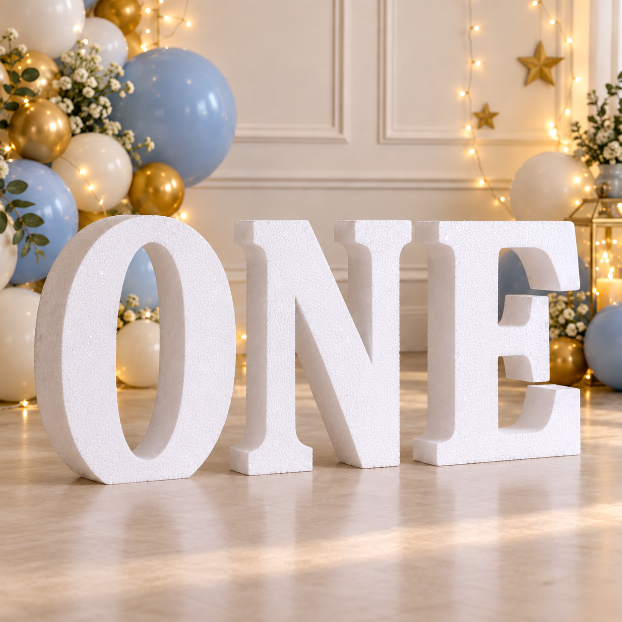 Об'ємний напис ONE для фотосесії